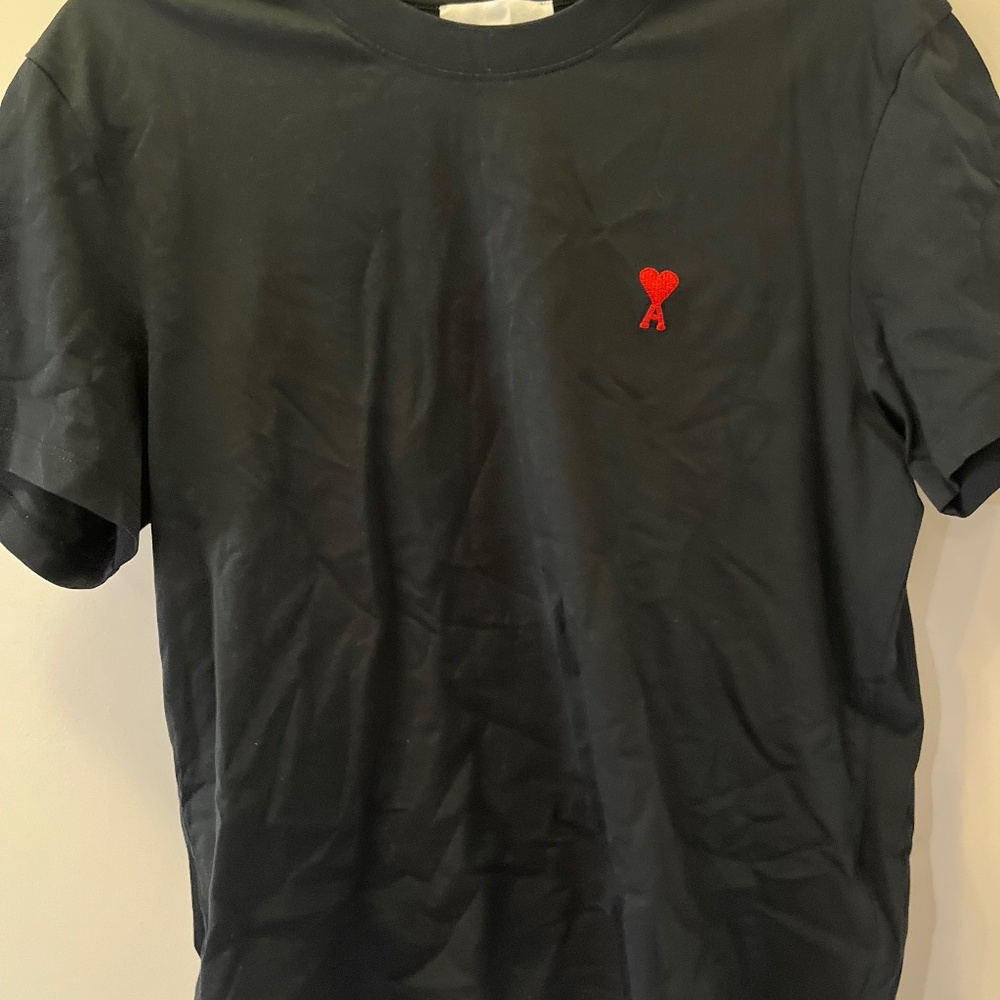 MEN’S AMI TSHIRT- SZ MED